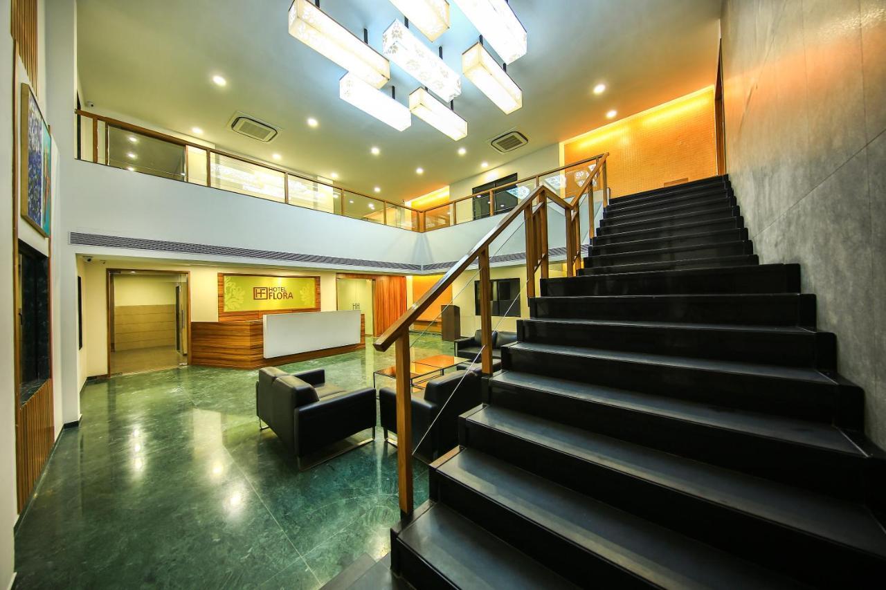 Fabhotel Flora Vastral 阿穆达巴 外观 照片