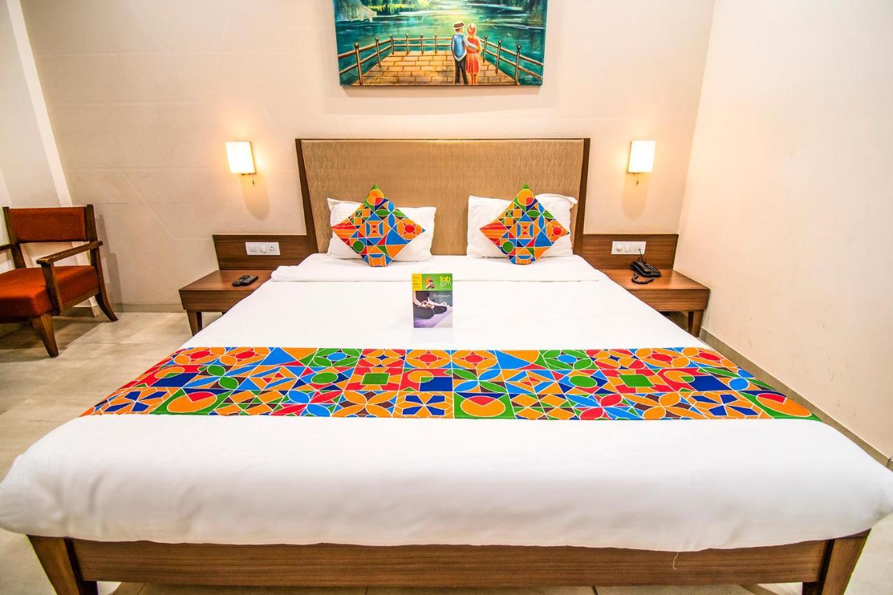 Fabhotel Flora Vastral 阿穆达巴 外观 照片