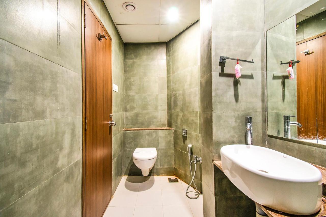 Fabhotel Flora Vastral 阿穆达巴 外观 照片